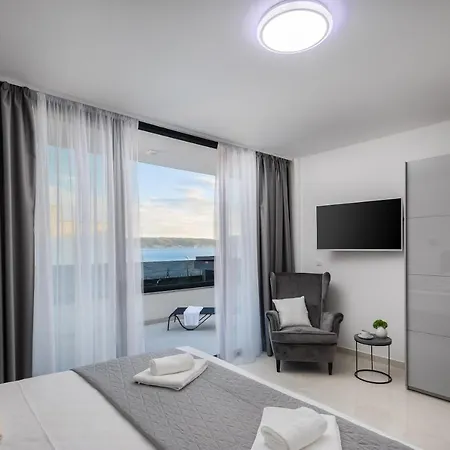 Luxury Anchor Villa