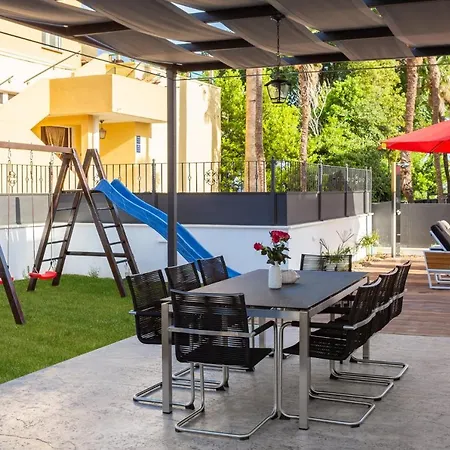 Luxury Anchor Vila *