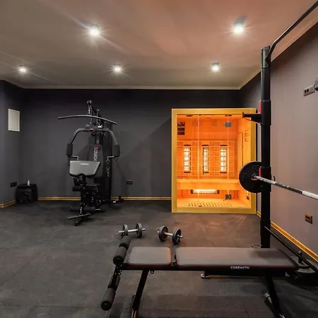 Villa Luxury Anchor *